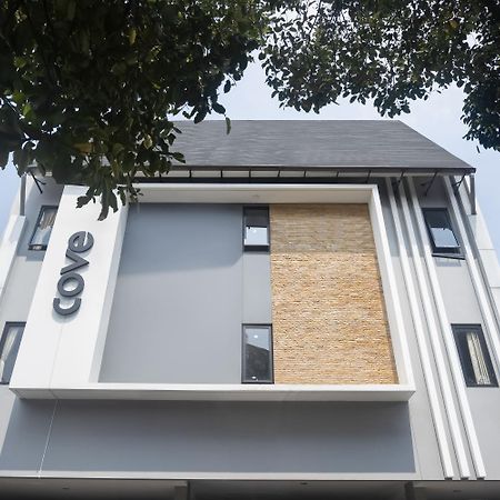 Cove Urooms Panglima Polim Jakarta Exteriör bild
